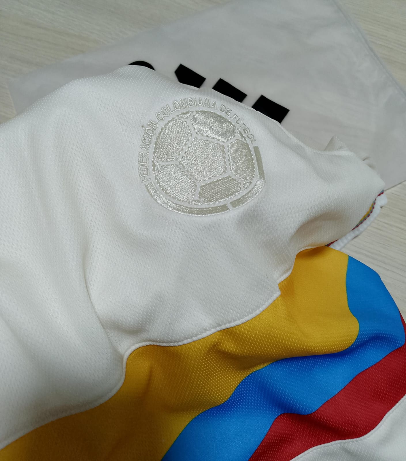 Camiseta Centenario Colombia 🇨🇴 Edición Conmemorativa - Imagen 2